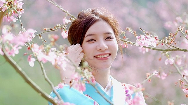 Sakura's Seductive Sex Tour Excites Every Destination Point