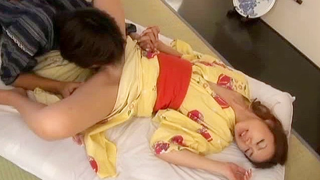 Passionate Hatsuka Kobayashi Fucked Hotly in Lingerie