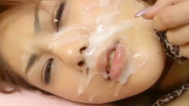 Hot Asian Emi Harukaze Shows Off Her Seductive Tits and Curves