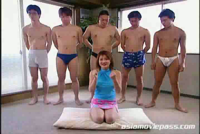 Amateur Asian Cutie Gets Fucked & Facesplashed – So Damn Hot