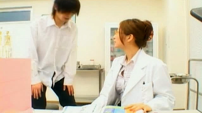 Hot Japanese Sweetie Gets Fucked Hard and Deeply