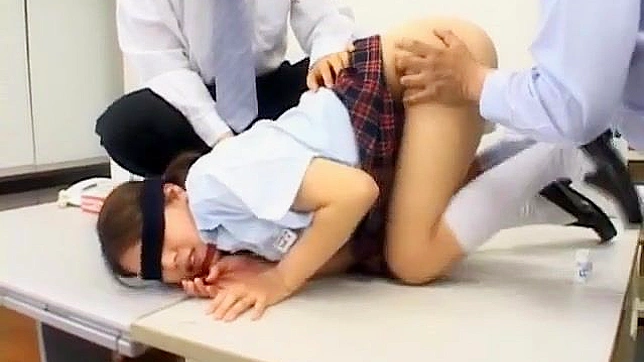Kinky Japanese Schoolgirl 18+ Tempts You With Her Loveliness