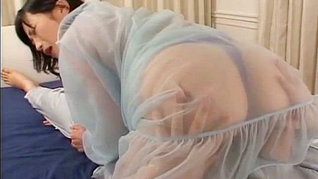 Office Lady Kneels Down to Blow Massive Shlong Deeply