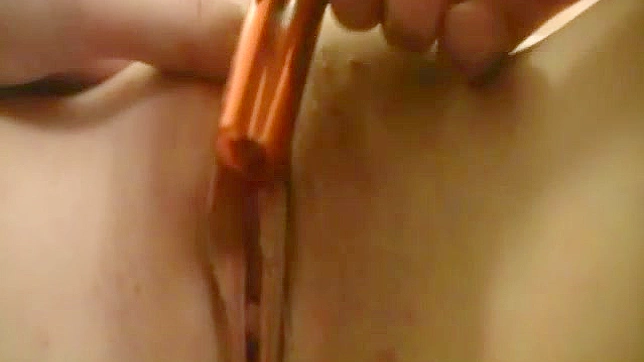 Juicy Little Ploy Minyee Fingers Her Tight Teen 18+ Cunt Hard