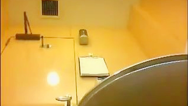 Sexy Babe With Big Ass Indulges Indoors For Pleasure