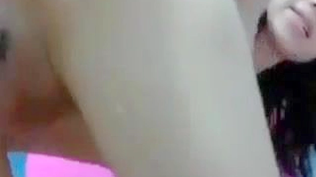 Hot Japanese Babe Drills Her Sexy Ass Deeply & Fiercely