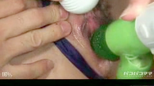 Sultry Japanese Beauty Masturbates Her Pussy Passionately