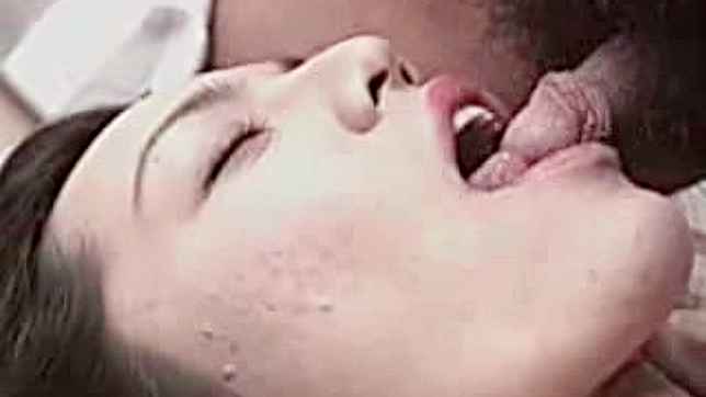 Straight & Sexy Lady Fingers Her Hairy Pussy Deeply