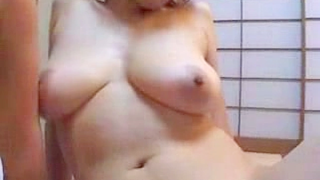 Sizzling Chick With Big Boobs Gives Mind Blowing Tit Job