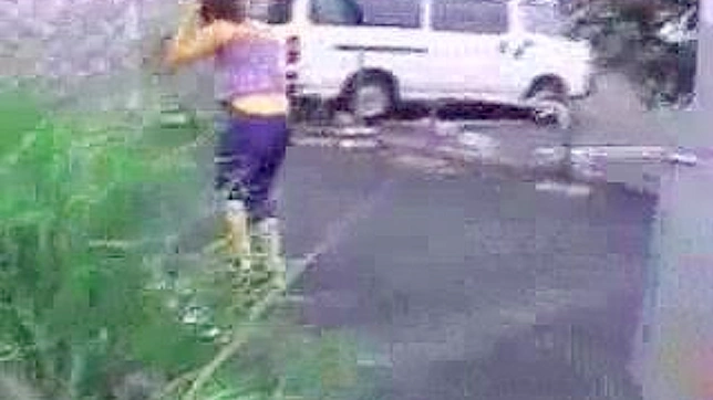 Sexual Japanese Temptress Dares Public Outdoor Pleasure Fest