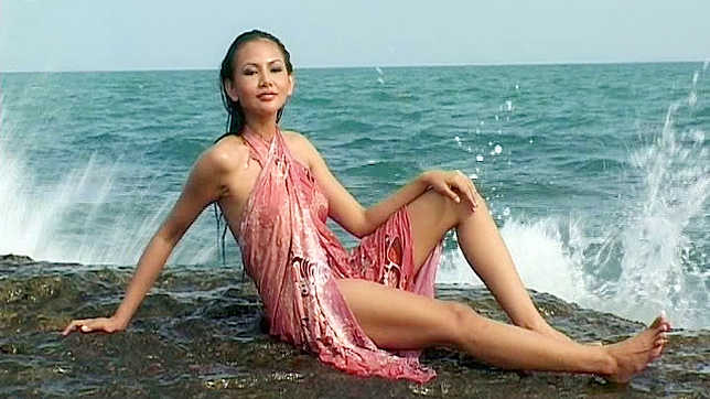 Kotomi Asakura Seduces Men in Hot Japanese Group Sex Scene