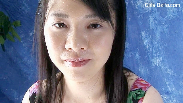 Sweet Japanese Diva Reveals Her Cunt with Naive Charmfully