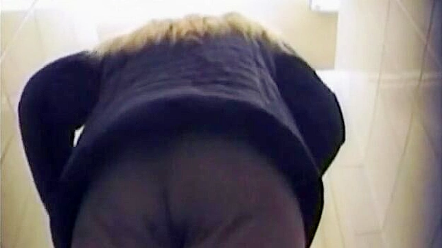 Sizzling Nasty Babe Enjoys Steamy Toilet Sex Action