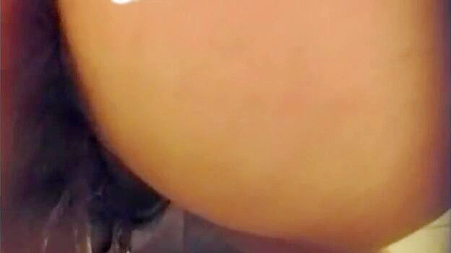 Sizzling Nasty Babe Enjoys Steamy Toilet Sex Action