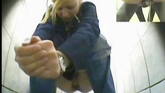 Bold Solo Girl 18+ Takes Risks Pleasuring Herself In Toilet