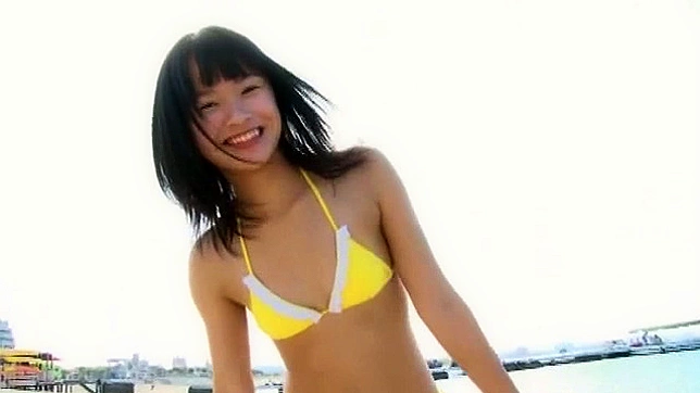 Hot Bikini Babe Outdoors, Irresistible Seduction Awaits You Now