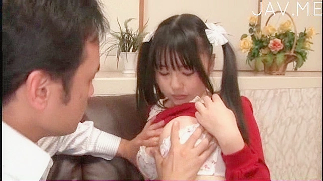 Amateur Asian Solo Girl 18+ Shows Off Sultry Ass Pose