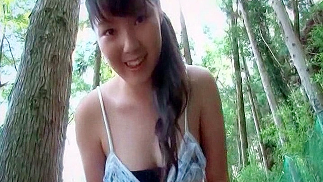 Gorgeous Teen 18+ In Lingerie Gives Mind-blowing Footjob