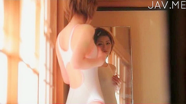 Seductive Short-Haired Babe Shows Off Her Sexy Body Curves