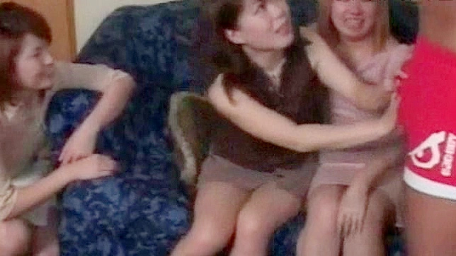 Enchanting Japanese Girl 18+ Expertly Suckin' Dick Hard