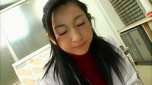 Hot Japanese Pussy Gets Touched & Massaged Deeply
