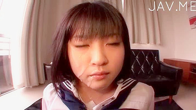 Seductive Brunette Delivers Mind-Bending Blowjob Pleasure