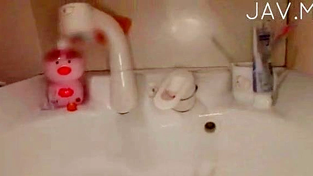 Shy Teen 18+ With Hairy Pussy Gets Fingered Until She Cums Wildly In Bed