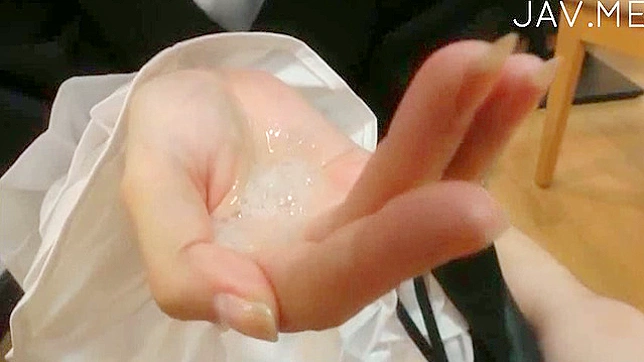 Sexy Nurse Kneeling To Suck Cock In The Lab Room