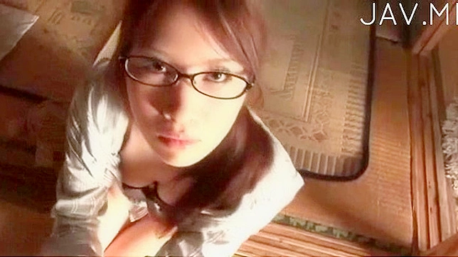 Kinky Lingerie Beauty Showcases Her Sexy Perfect Curves