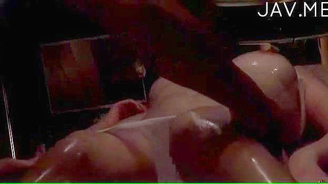 Japanese Beauty Gets Her Pussy Licked Good & Hardly Resists