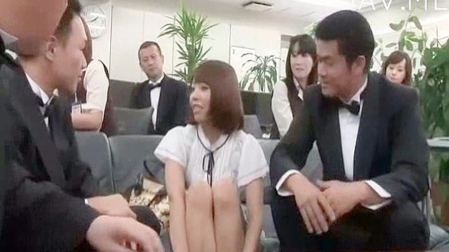 Seductive Beauty Awaits Nasty Pussy Ramming Orgy Delight