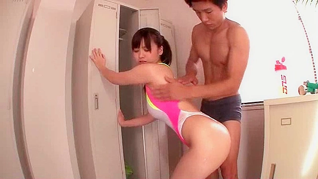 Hot Babe Sucks Cock Deeply Before Riding Him Cowboy Style