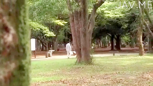 Lovely Cutie's Kinky Pussy Play Moans Softly for Pleasure