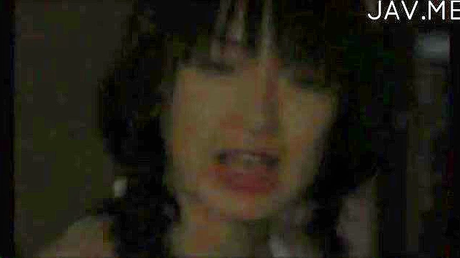 Cute Japanese Amateur in Bikini Shows Off Sexy Body Curves