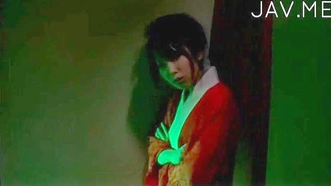 Seductive Japanese Goddess Gets Naked and Takes Facial On Bed