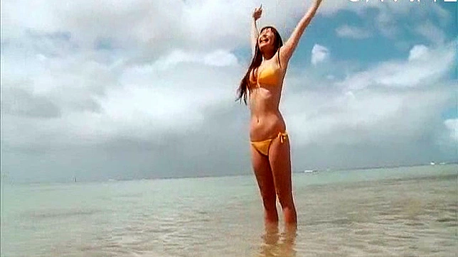 Naughty Young Doll Shows Off Amazing Boobs on Cam Seductively