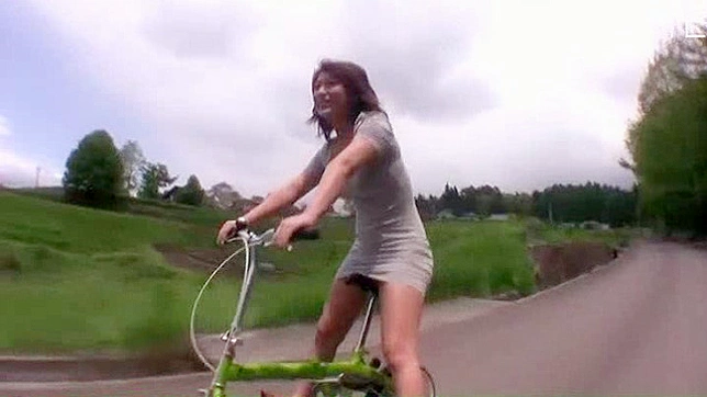 Teen 18+ Savors Every Drop of Cum Post-Blowjob Delightfully