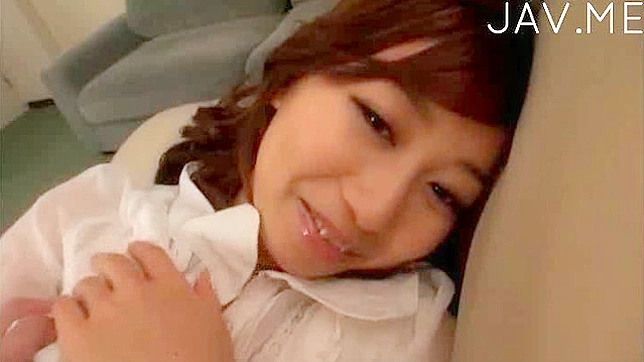 Seductive Babe Masturbs and Gives a Mind-blowing Blowjob Show