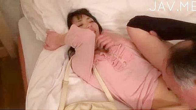 Hot Japanese Office Chick Gets Naughty Behind Closed Doors