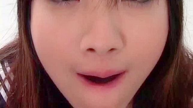 Sultry Babe Drills Pussy & Gives Mind-Blasting Blowjob Expertly