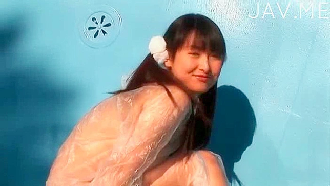 Curvy Brunette Bares Her Sexy Ass For A Hard-Fucked Orgasm