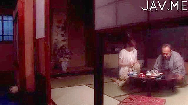 Amateur Kinkster Teases Her Boobs Before Snatching Hard