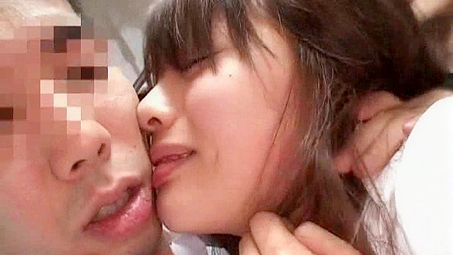 Schoolgirl 18+ in Bikini Delivers Deepthroat Blowjob Craving More Cock