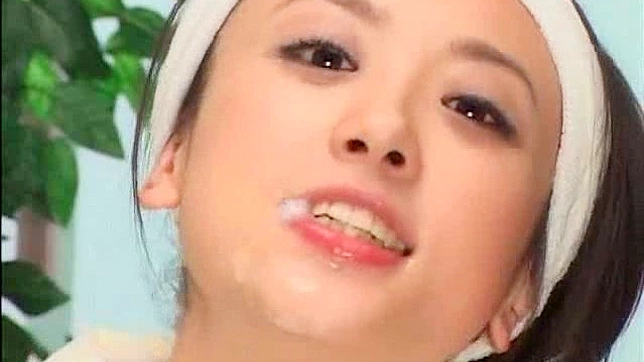 Sexy Teen 18+ Teases by Slowly Removing Clothes to Reveal Hot Body