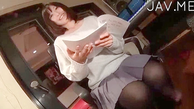 Japanese Chick in Fishnets Gets Explicit Cunni Pleasure