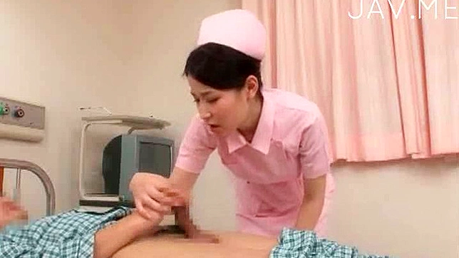 Filthy Japanese Babe Ends Solo Masturbation With Creampie