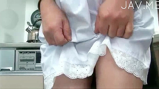 Passionate Toying Brings Demure Japanese Chick's Pussy Pleasure