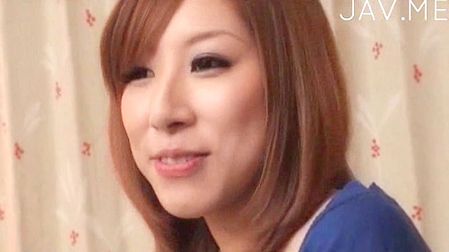 Moaning Babe Shakes Wildly While Getting Savage Doggy Style Sex