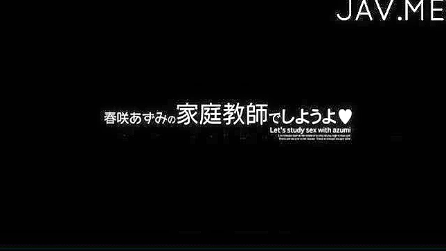 Moaning Babe Gets Hardcore Fingering Til She's Drenched