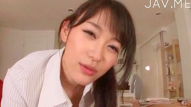 Lustful Beauty Craves Foot Worship Before Mind-Bending Porn Sex